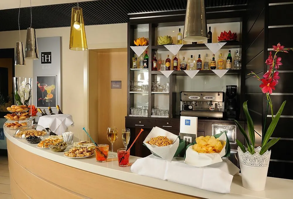 Ih Hotels Milano Gioia 4*,  Itálie