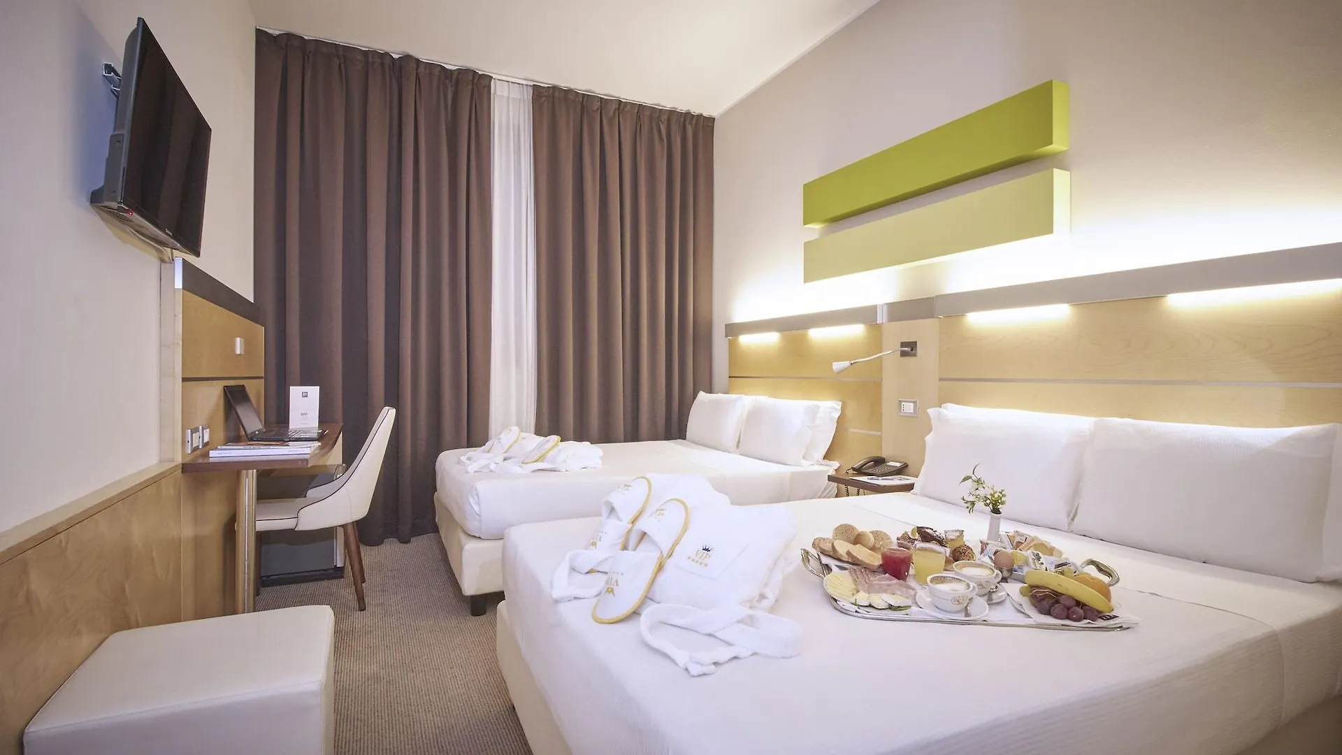 IH Hoteles Milano Gioia 4*,